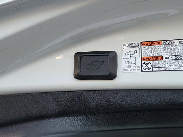 2018 Toyota RAV4 SE