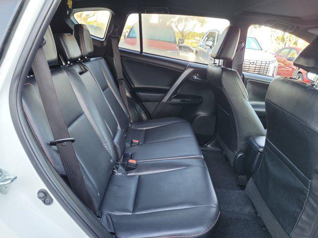 2018 Toyota RAV4 SE