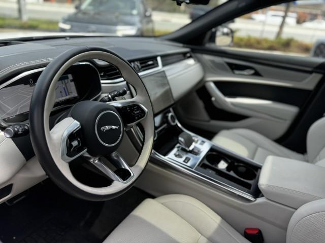 2024 Jaguar XF R-Dynamic SE P250 AWD Automatic