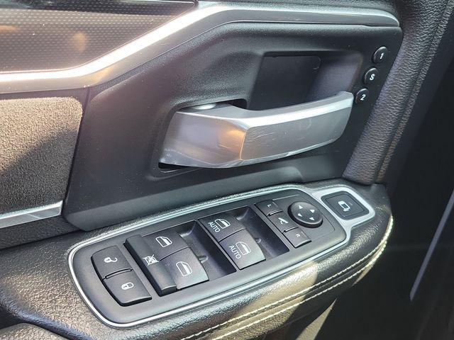 2020 Ram 3500 Laramie Crew Cab 4x4 8' Box