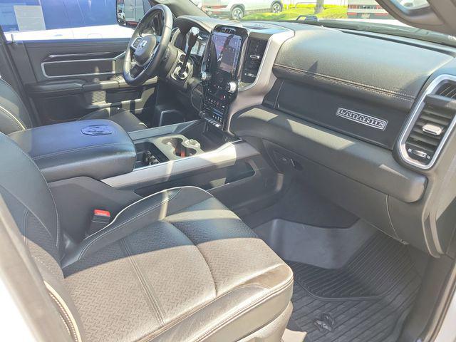 2020 Ram 3500 Laramie Crew Cab 4x4 8' Box