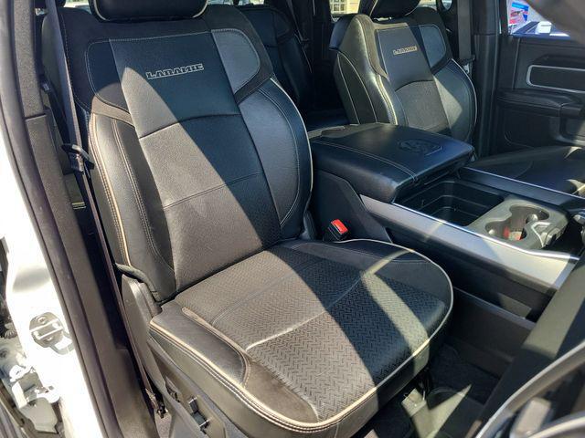 2020 Ram 3500 Laramie Crew Cab 4x4 8' Box