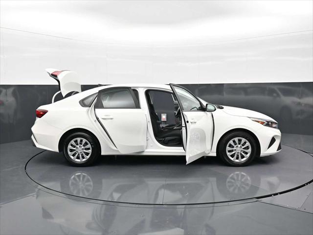 2024 Kia Forte LX