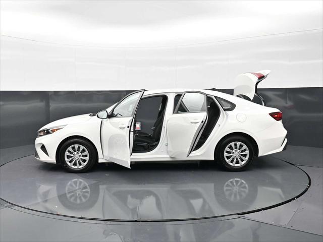 2024 Kia Forte LX