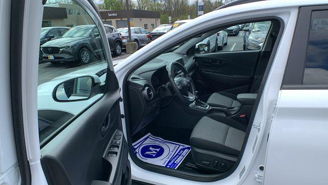 2021 Hyundai Kona SEL Plus