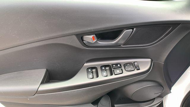 2021 Hyundai Kona SEL Plus