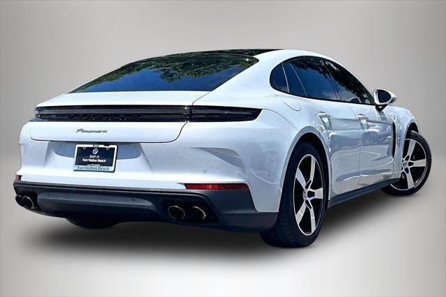 2025 Porsche Panamera 4