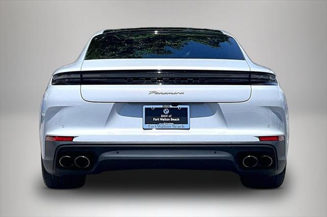 2025 Porsche Panamera 4