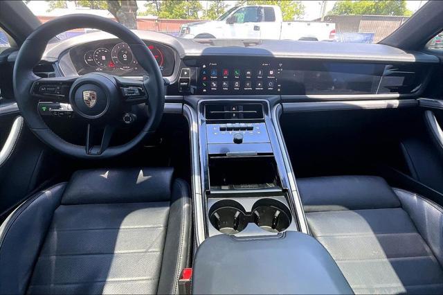 2025 Porsche Panamera 4