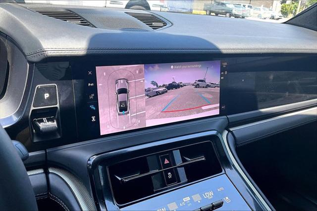 2025 Porsche Panamera 4