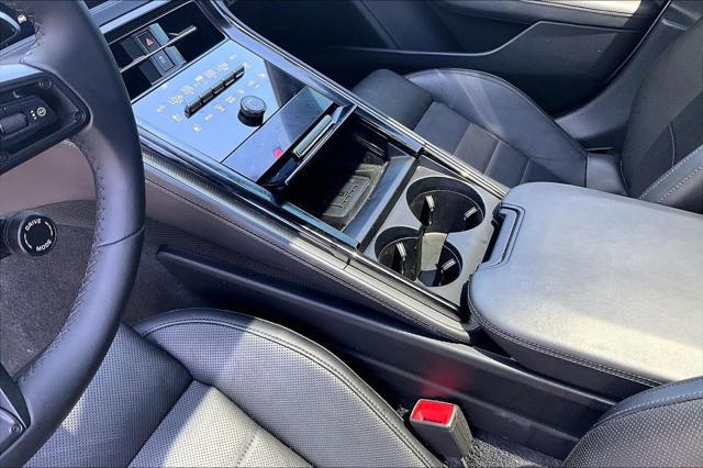 2025 Porsche Panamera 4