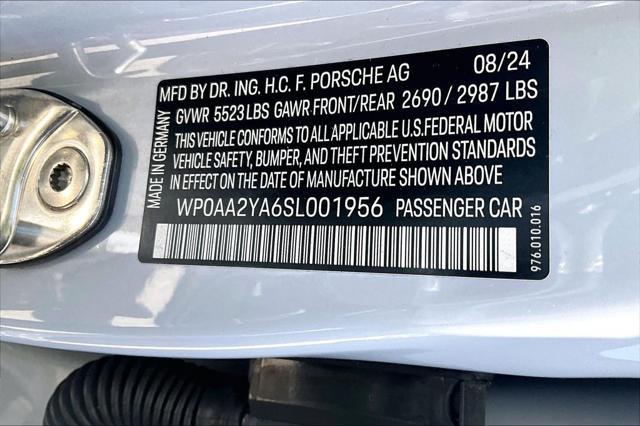 2025 Porsche Panamera 4