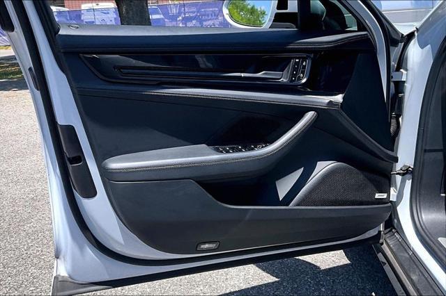 2025 Porsche Panamera 4