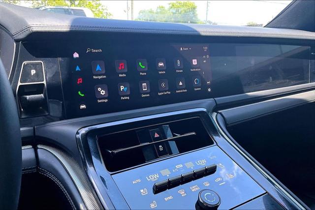 2025 Porsche Panamera 4