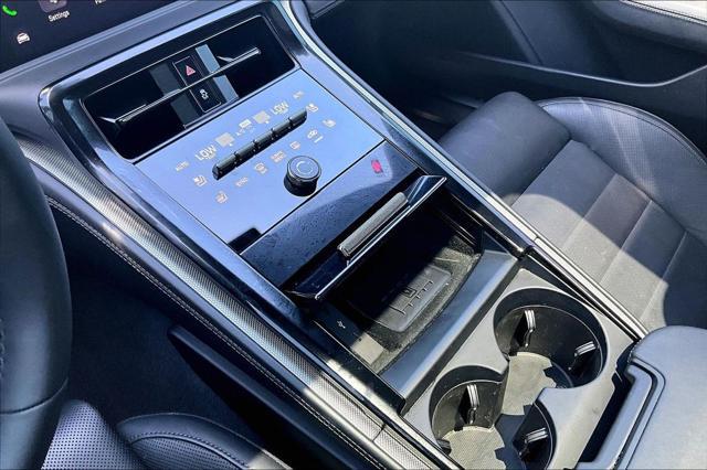 2025 Porsche Panamera 4