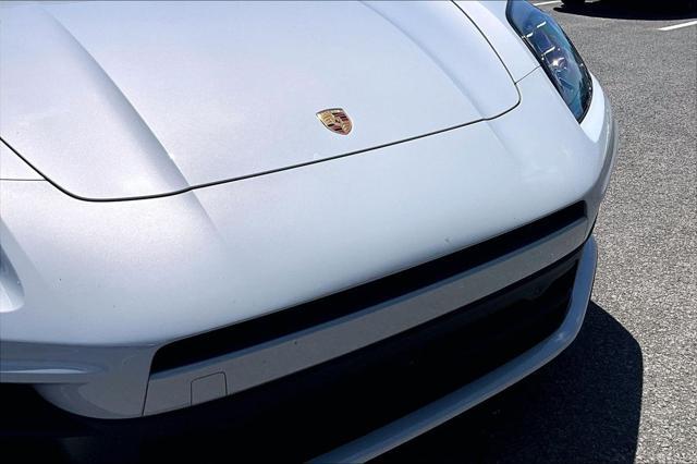 2025 Porsche Panamera 4