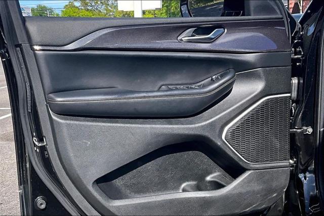 2022 Jeep Grand Cherokee Altitude 4x2