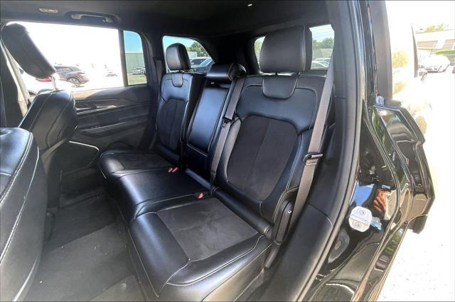 2022 Jeep Grand Cherokee Altitude 4x2