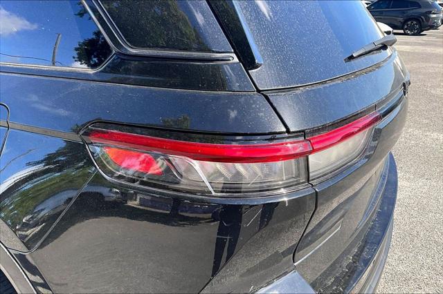 2022 Jeep Grand Cherokee Altitude 4x2