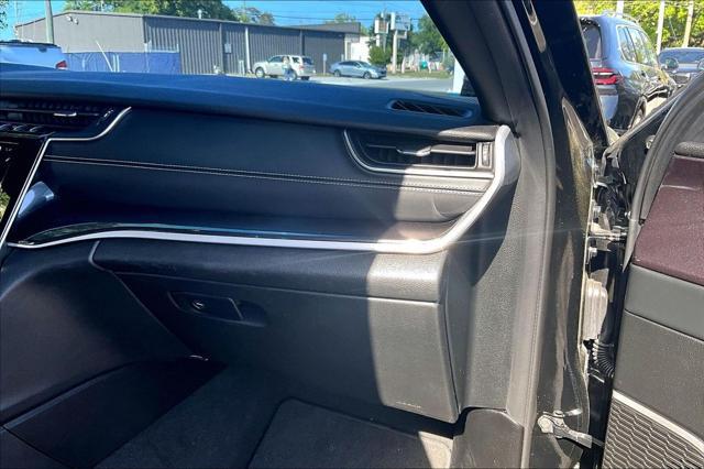 2022 Jeep Grand Cherokee Altitude 4x2