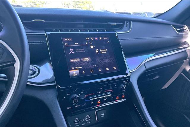 2022 Jeep Grand Cherokee Altitude 4x2