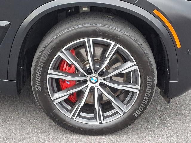 2024 BMW X5 M60i