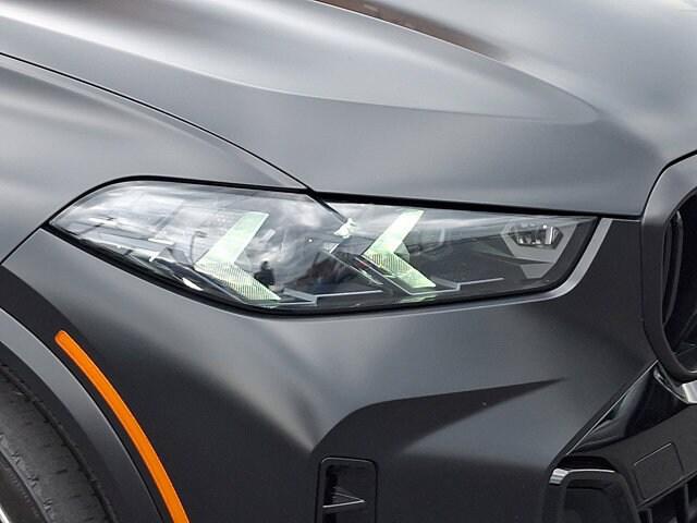 2024 BMW X5 M60i