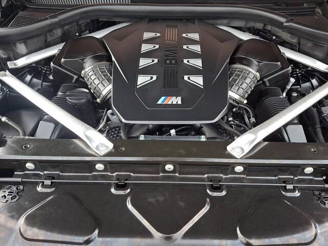 2024 BMW X5 M60i