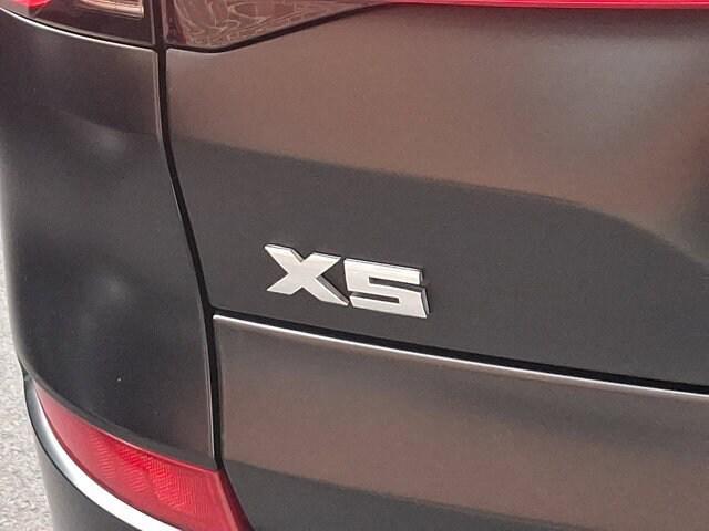 2024 BMW X5 M60i