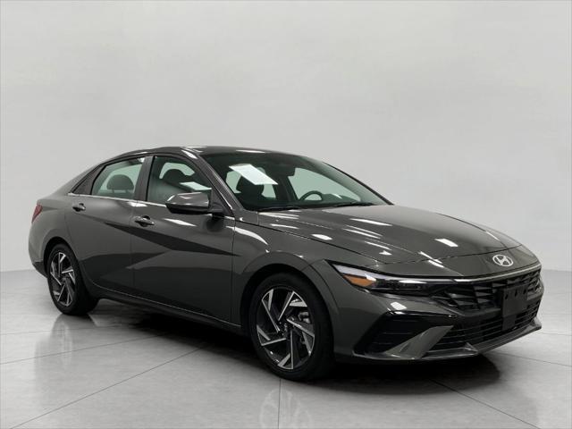 2025 Hyundai Elantra SEL Convenience for sale in APPLETON, WI