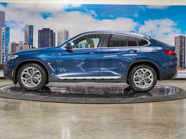 2025 BMW X4 xDrive30i