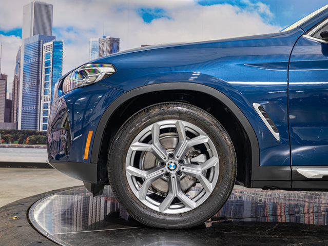 2025 BMW X4 xDrive30i