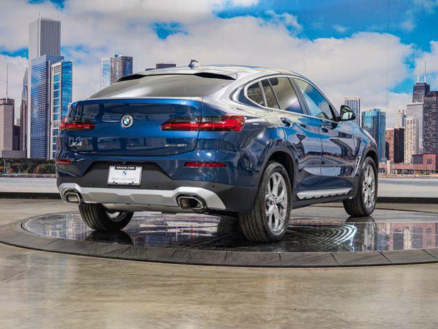 2025 BMW X4 xDrive30i
