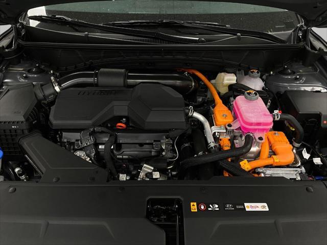 2026 Hyundai Tucson Hybrid Blue SE