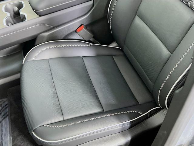2026 GMC Acadia Denali AWD