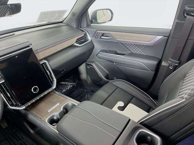 2026 GMC Acadia Denali AWD