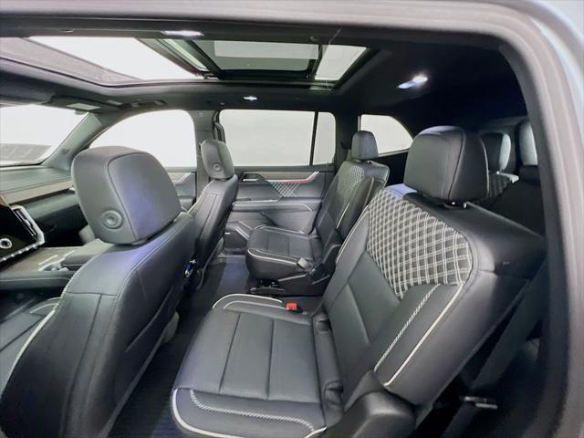 2026 GMC Acadia Denali AWD