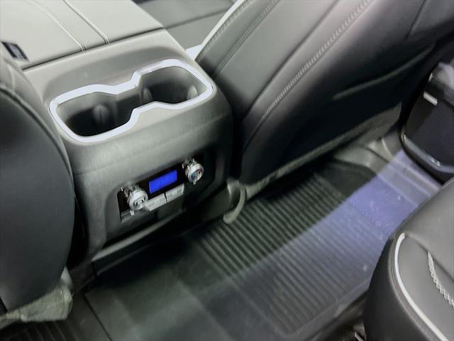 2026 GMC Acadia Denali AWD