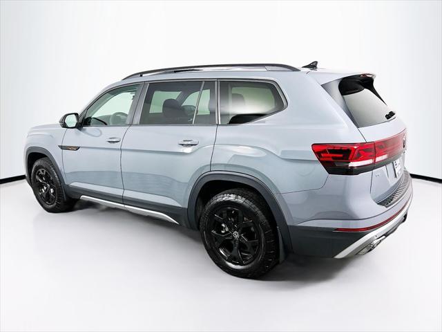 2024 Volkswagen Atlas 2.0T Peak Edition SE w/Technology
