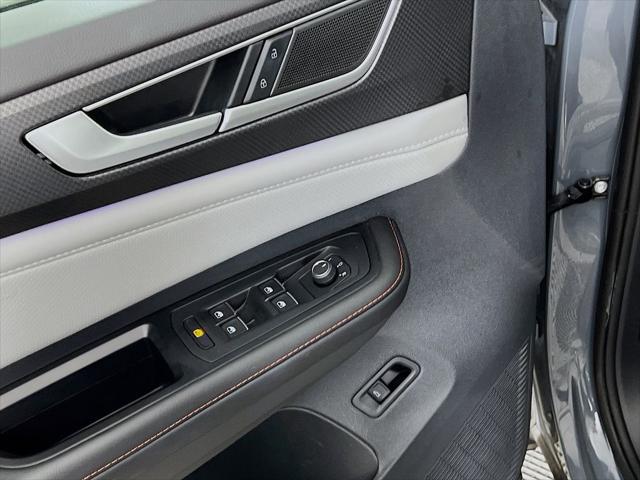 2024 Volkswagen Atlas 2.0T Peak Edition SE w/Technology