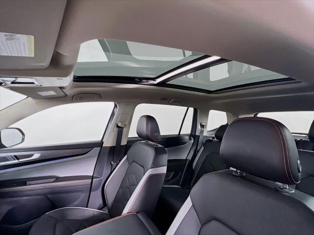 2024 Volkswagen Atlas 2.0T Peak Edition SE w/Technology