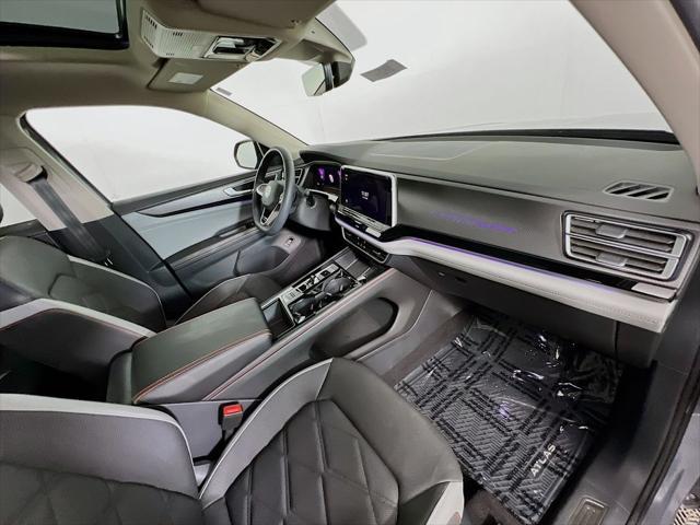 2024 Volkswagen Atlas 2.0T Peak Edition SE w/Technology