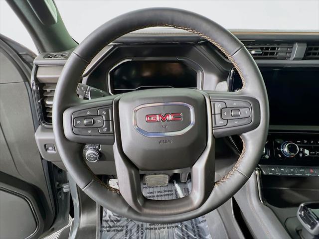 2025 GMC Sierra 1500 4WD Crew Cab Short Box AT4