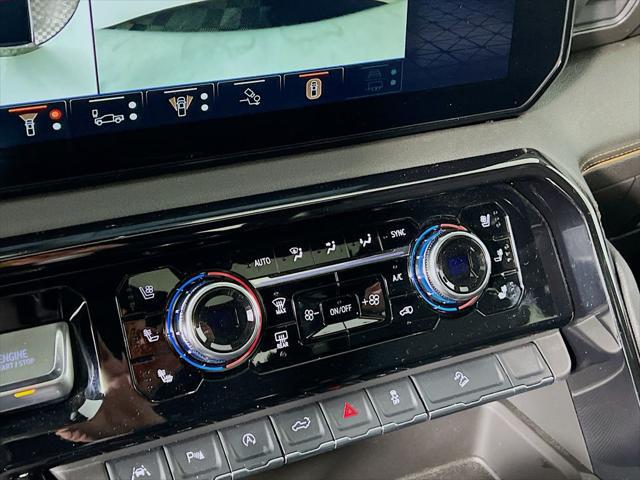 2025 GMC Sierra 1500 4WD Crew Cab Short Box AT4