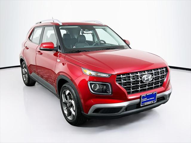 2023 Hyundai Venue Limited for sale in MADISON, WI