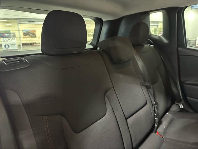 2016 Jeep Renegade Trailhawk