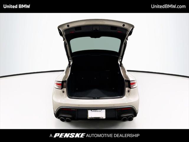 2022 Porsche Macan S
