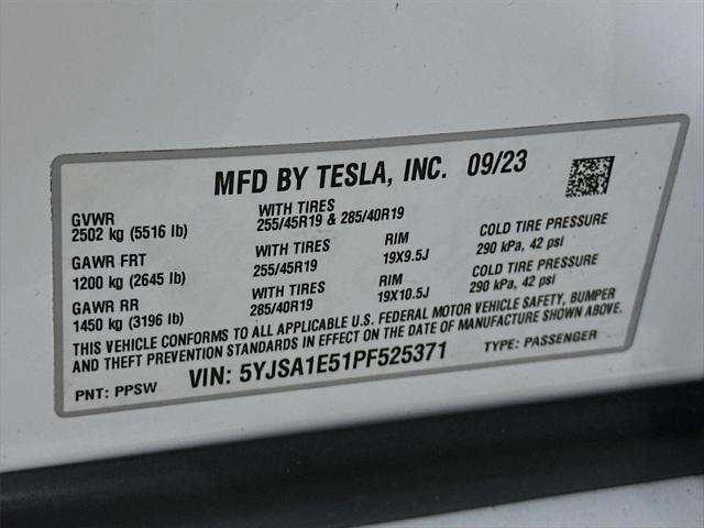 2023 Tesla Model S Standard Range