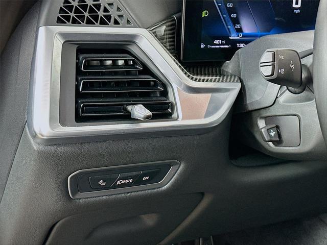 2024 BMW X7 M60i