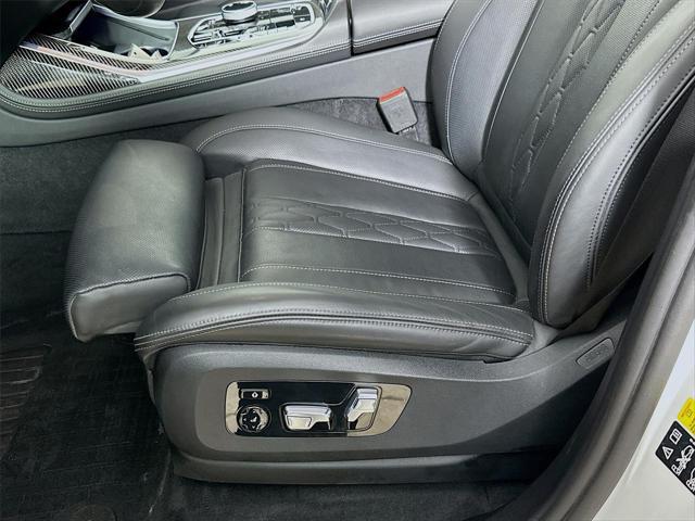2024 BMW X7 M60i